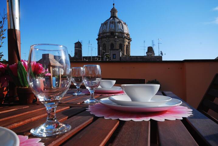 Pink Rooftop Campo de’ Fiori gallery image 5