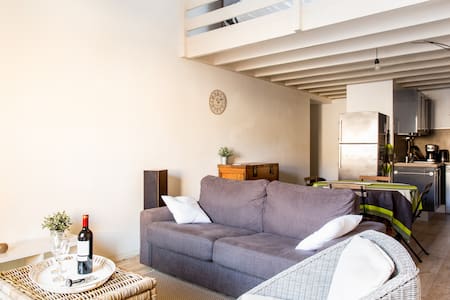 Duplex Bordeaux centre Victoire et parking gratuit