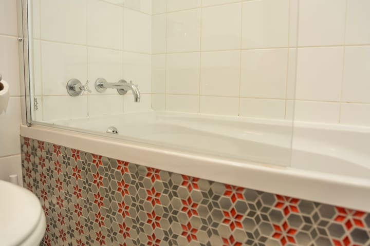La Rose Bed & Breakfast managed Airbnb listing 1