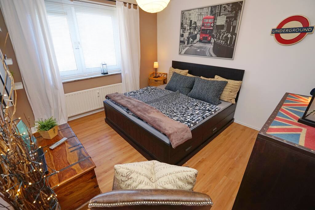 Dein Bett ist 180 x 200 cm groß