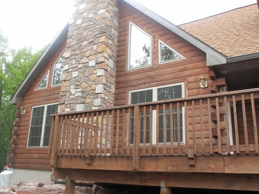Wood log home