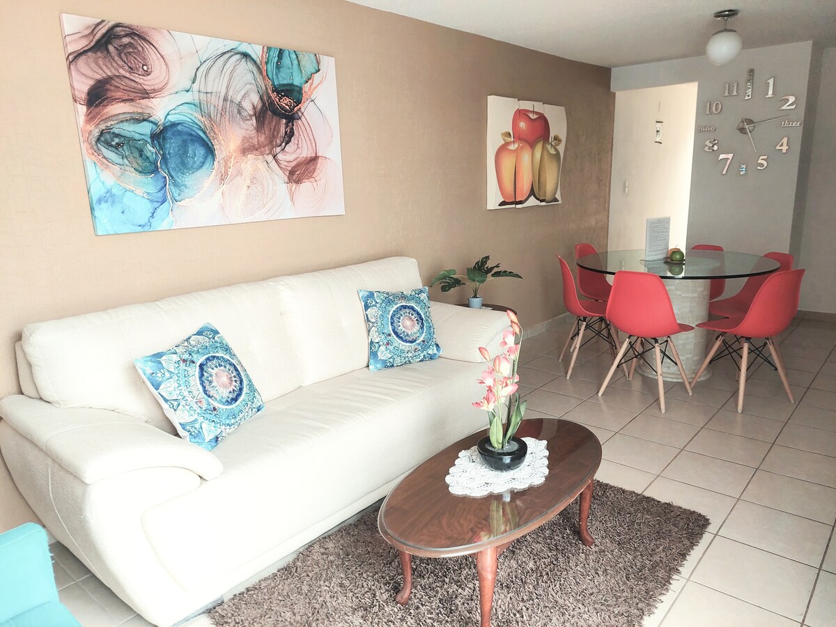 Popular Airbnb listing: House for teams of up to 5 in Qro north. in San Pablo