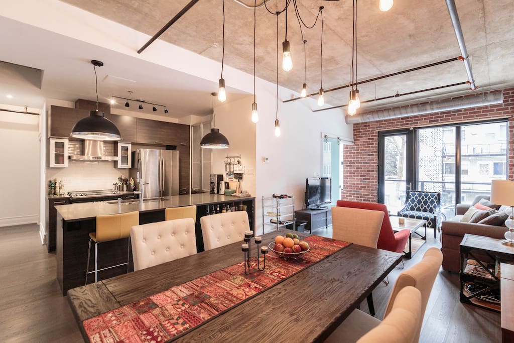 Modern/industrial cosy living and dining room