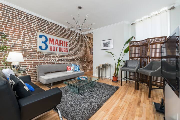 VIP PENTHOUSE OUTREMONT DOWNTOWN MONTREAL gallery image 2