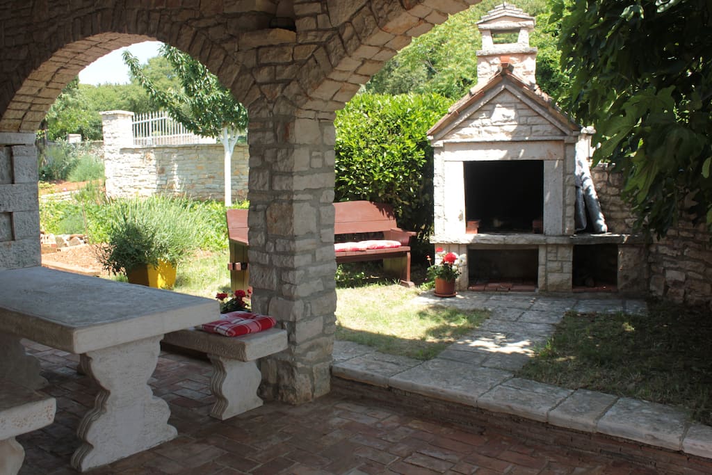 Front of the house - barbecue