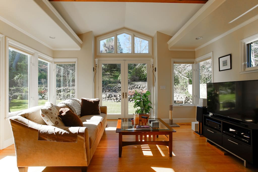 Light and sunny family room off kitchen.