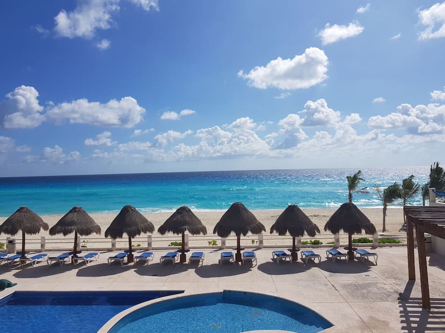 Albercas y la mejor Playa de Cancun