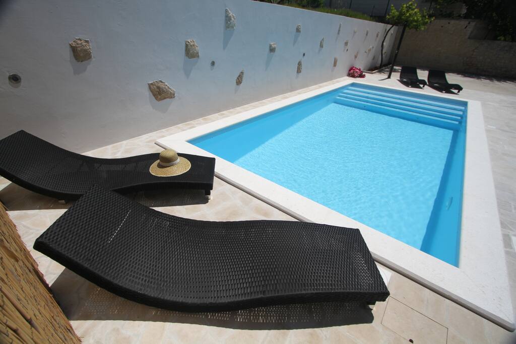 Sunbeds