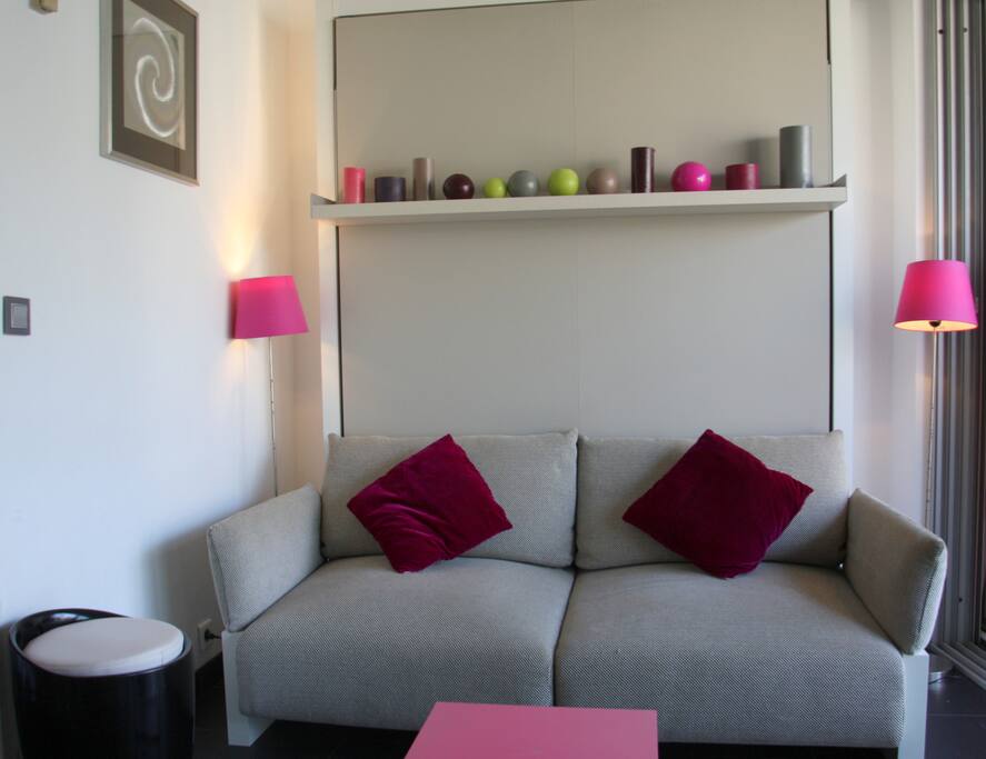 sofa with king size bed
