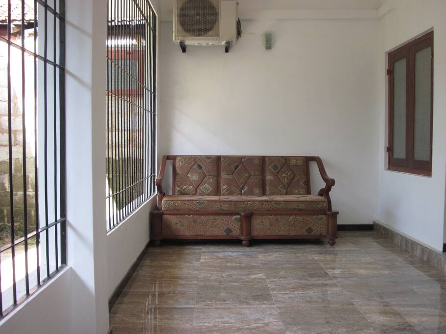 verandah(4 rooms have )