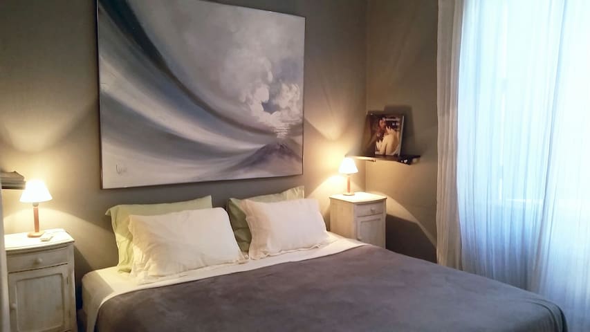 Ipanema Suite w/PRIVATE BATH/AIR C.