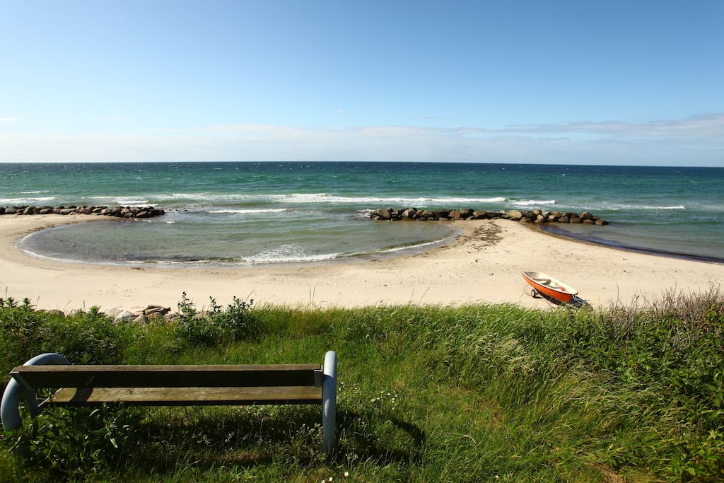 Just two minutes to a lovely beach.
