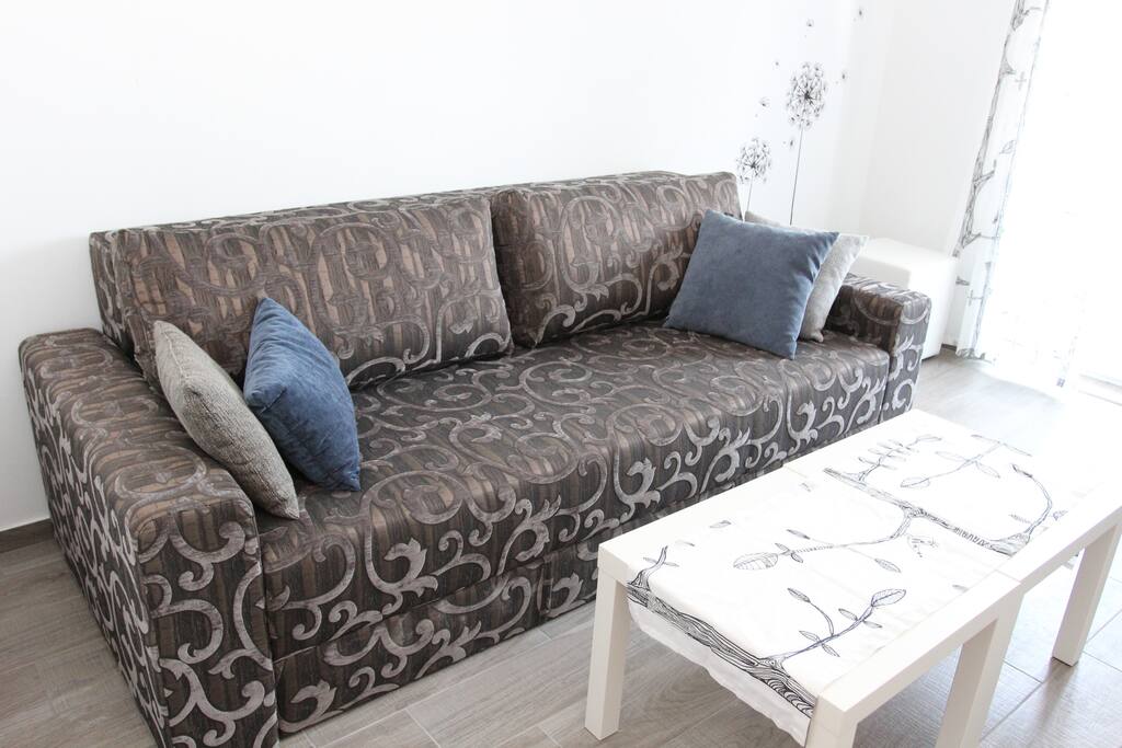 This comfortable studio apartment of 32m2 features a living room with LCD SAT-TV, great pull out sofa dimensions 160×200 cm