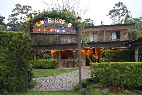 Gingerbread Boutique Hotel & Rest. - Lake Arenal