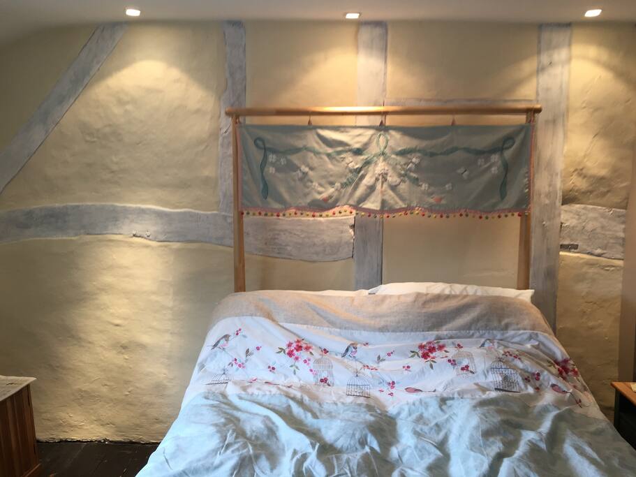 Characterful bedroom with original 18th century wooden floorboards