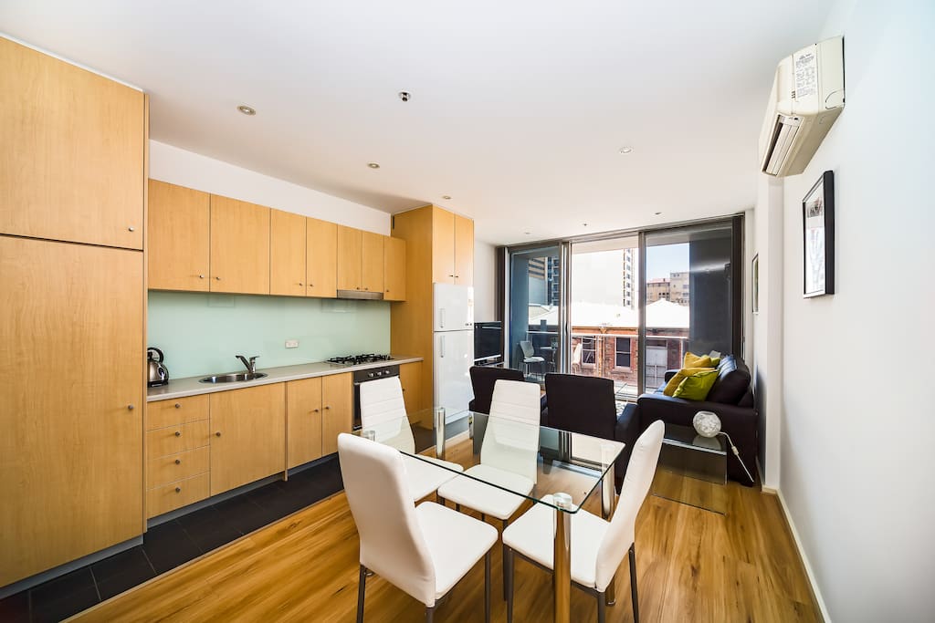"Great location near Rundle Mall and plenty of food places in the heart of the city. Will definitely go back!" -
Julia