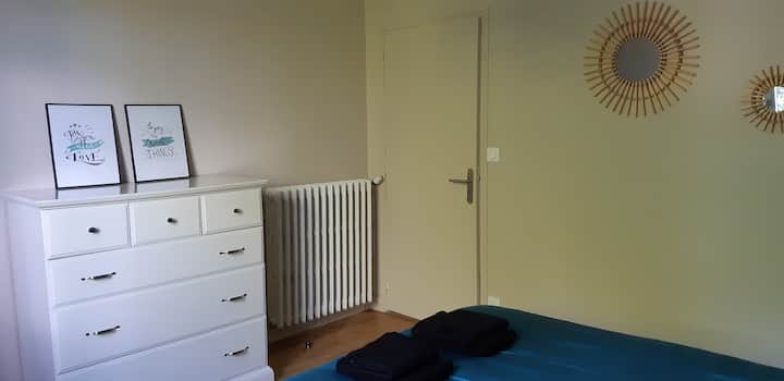 חדר שינה 2, מיטה 160