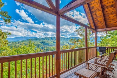 TIMELESS MEMORIES,MTN VIEW,HOT TUB,ARCADE,JACUZZI