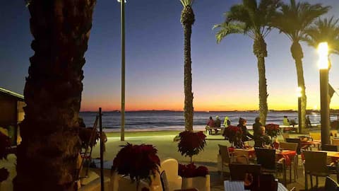 Cozy studio flat 1min away from the sea