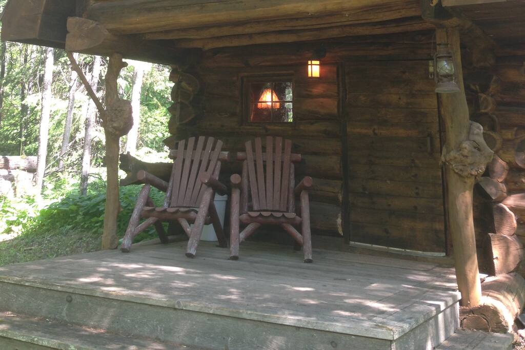 Front porch to enjoy the surroundings.