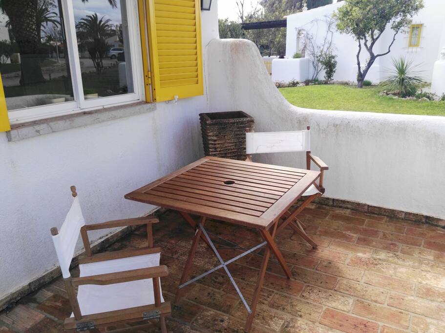 Pateo frente/Frontyard