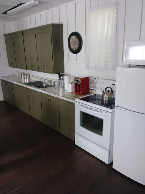Full Kitchen