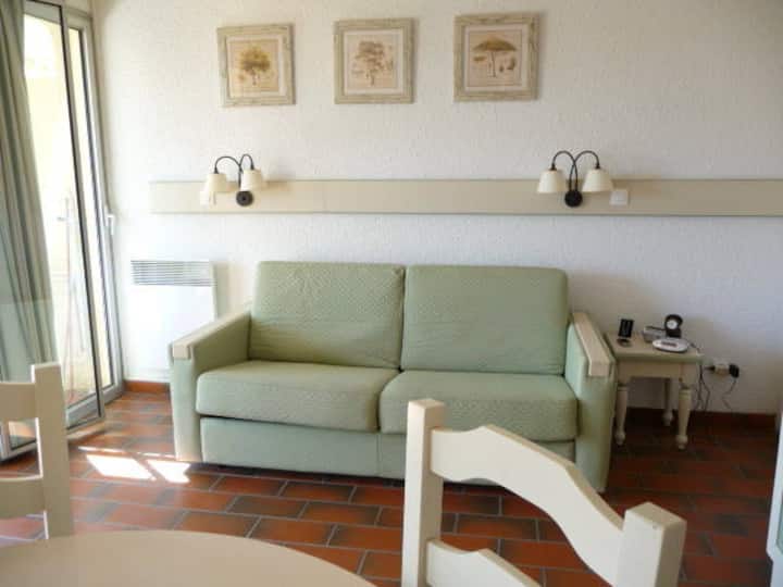 Studio na kitanda cha sofa X 2