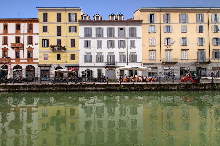 Wonderful and silent duplex on Navigli Canal