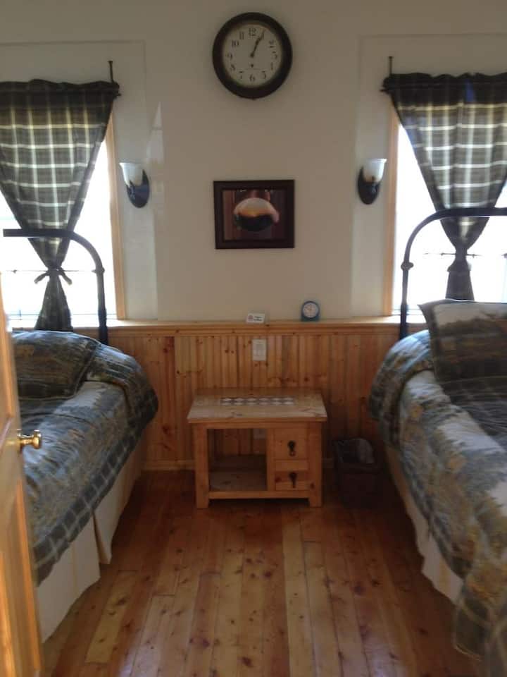 Platte River CottagesMedicine Bow Cabins for Rent in Saratoga