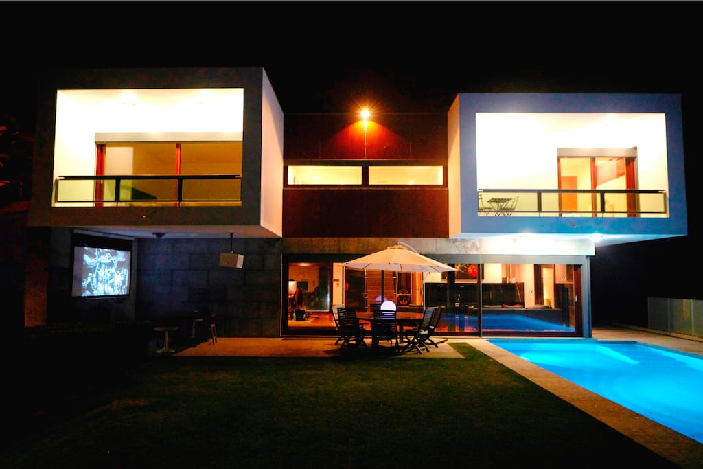Awarded modern villa. Pool, SPA, cinema, games room, gardens