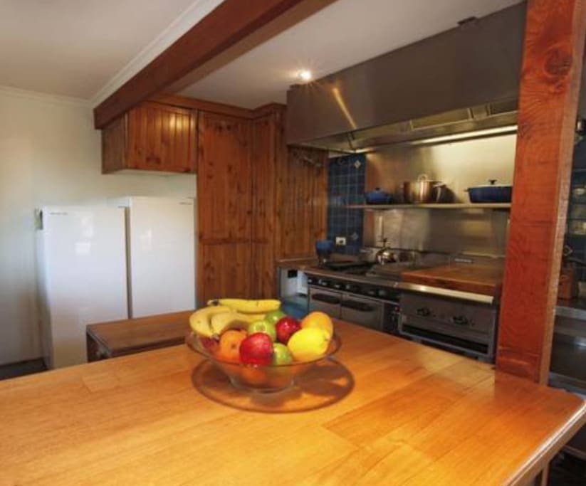 Fully equipped kitchen
