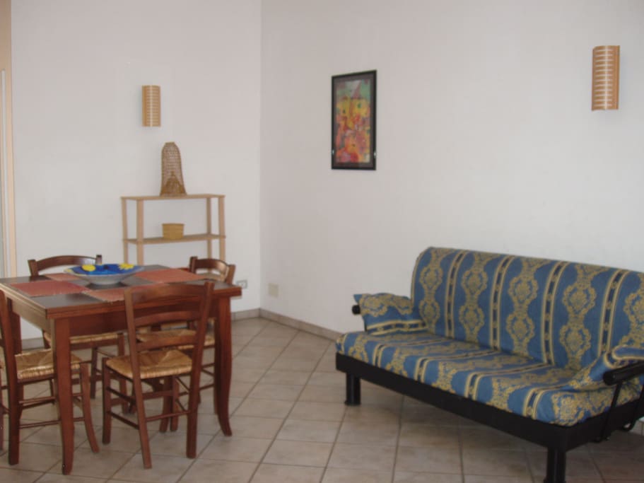Soggiorno con divano letto