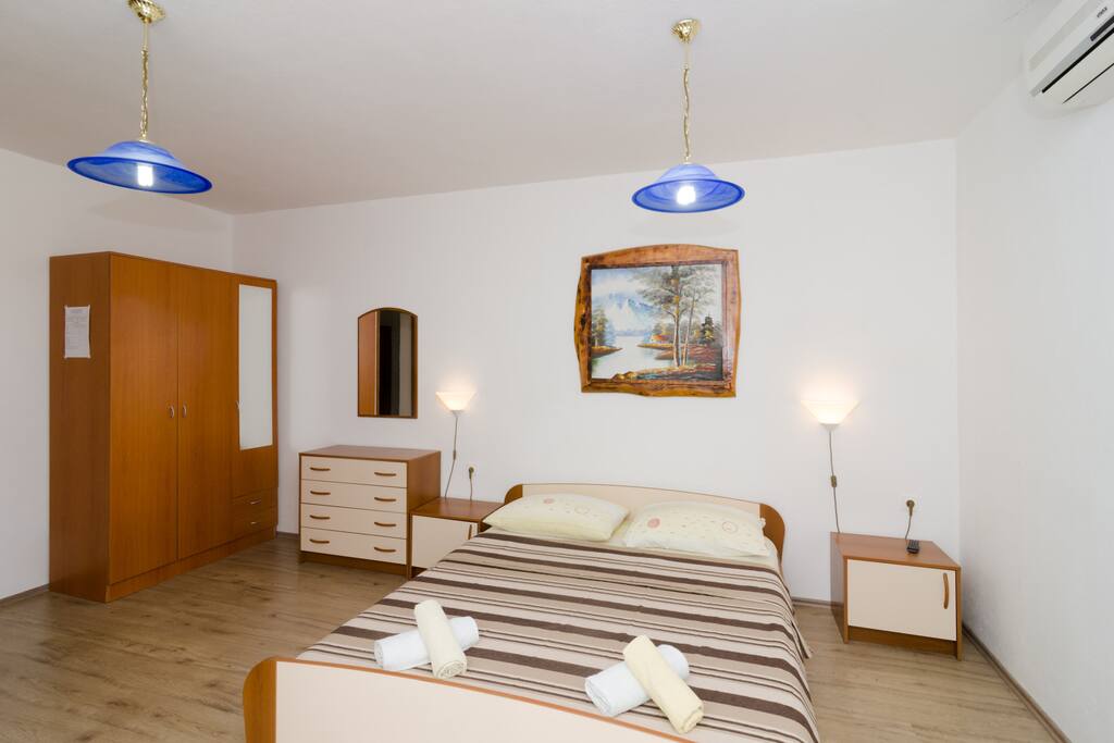 Studio with double bed