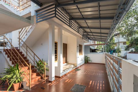 Bernard Riverside Apartment - Ground Floor