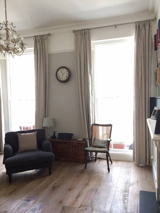 Very light and airy living room