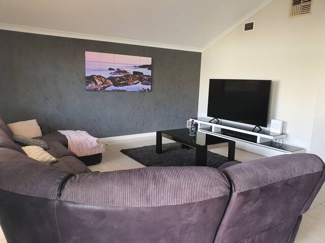 Beauty on Bracklemann gallery image 4