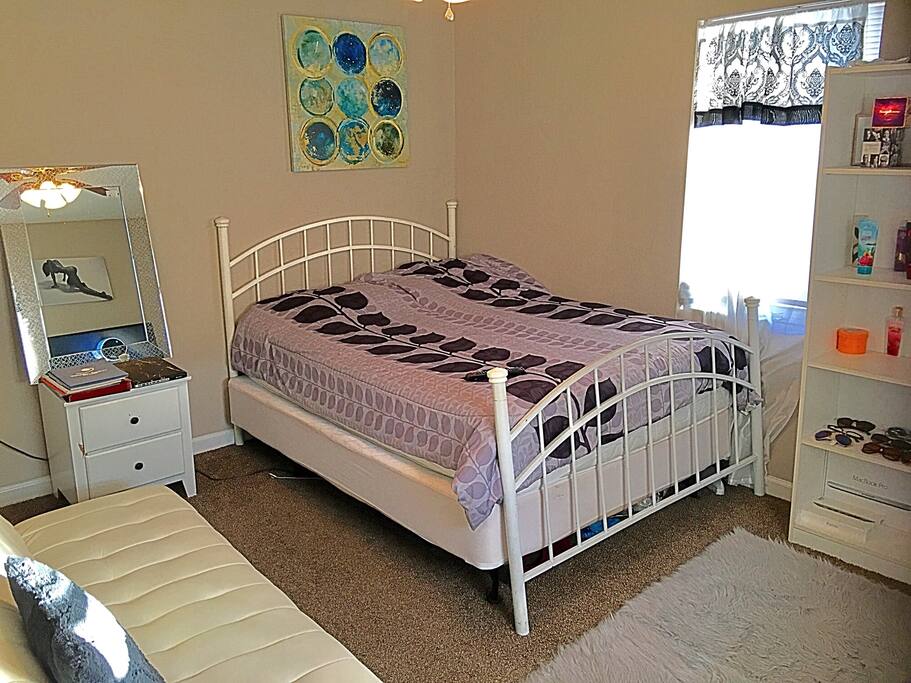 Queen bed with dresser!