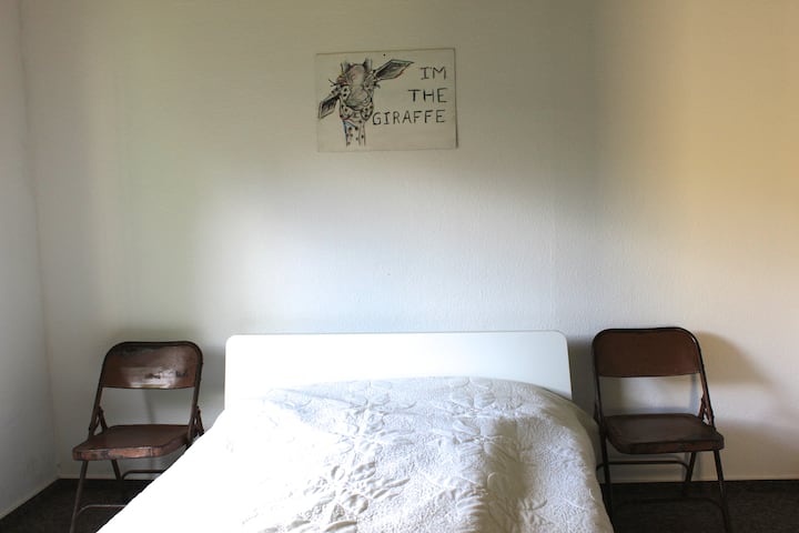 سرير مريح...