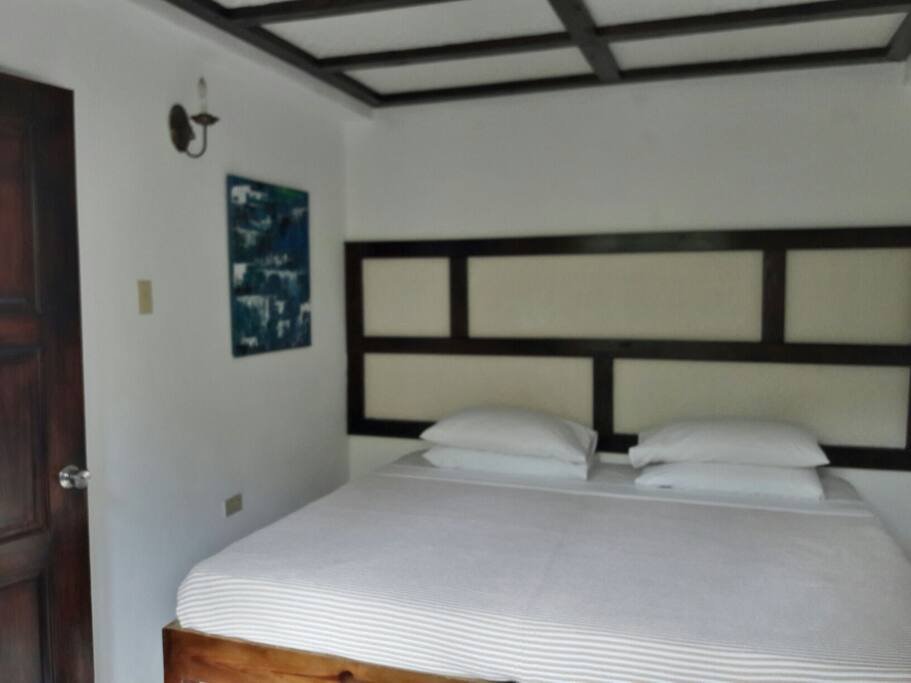 Choice of large double or two singles beds.