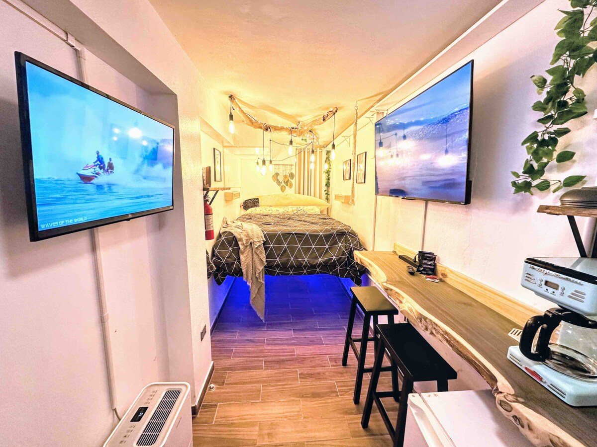 Eficiencia del apartamento D - cama tamaño queen - Baño no adjunto 