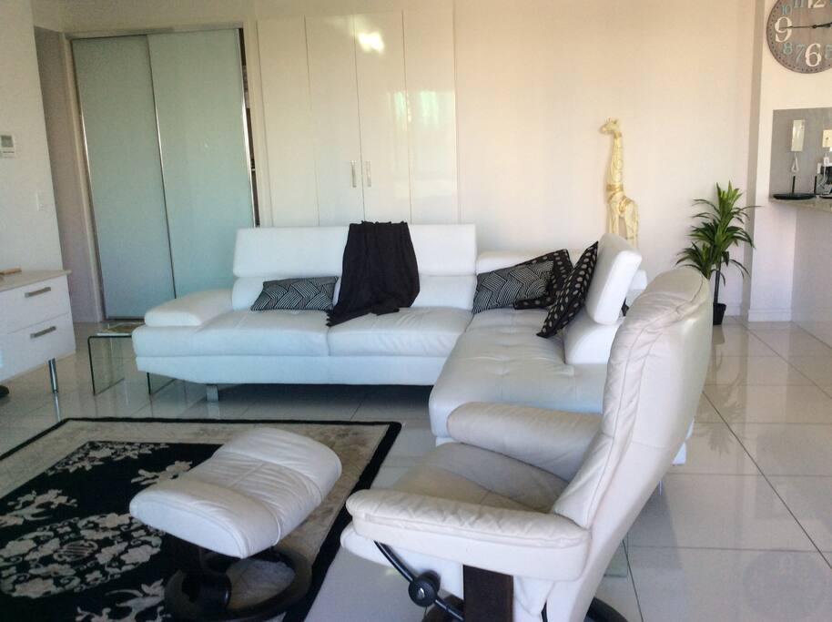 The Lounge