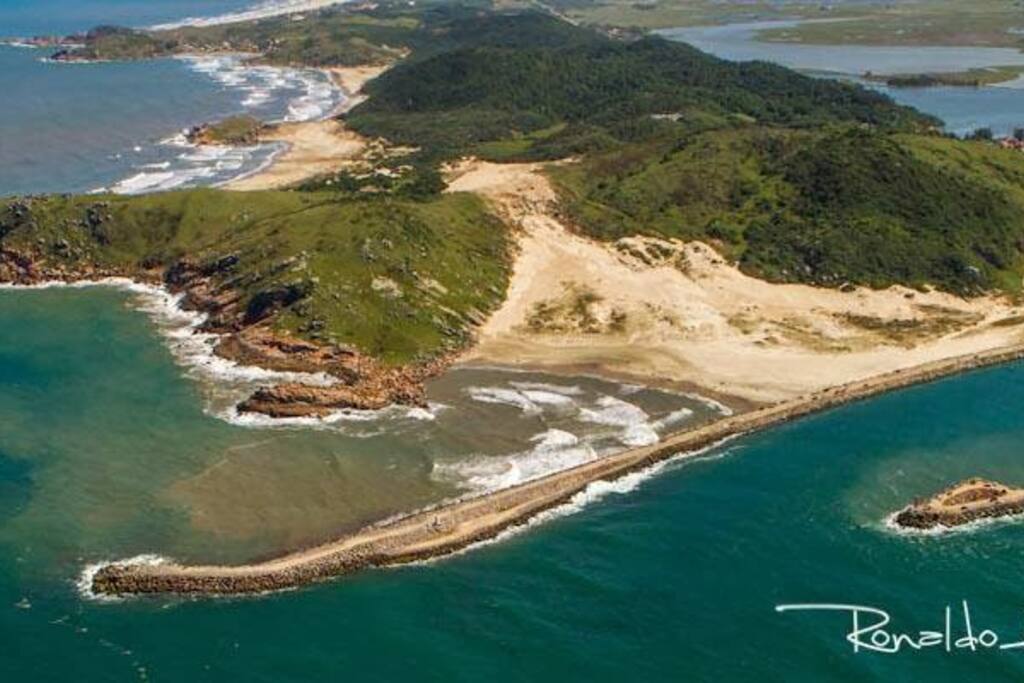 13 praias com acesso maximo de 30 minutos.Laguna SC