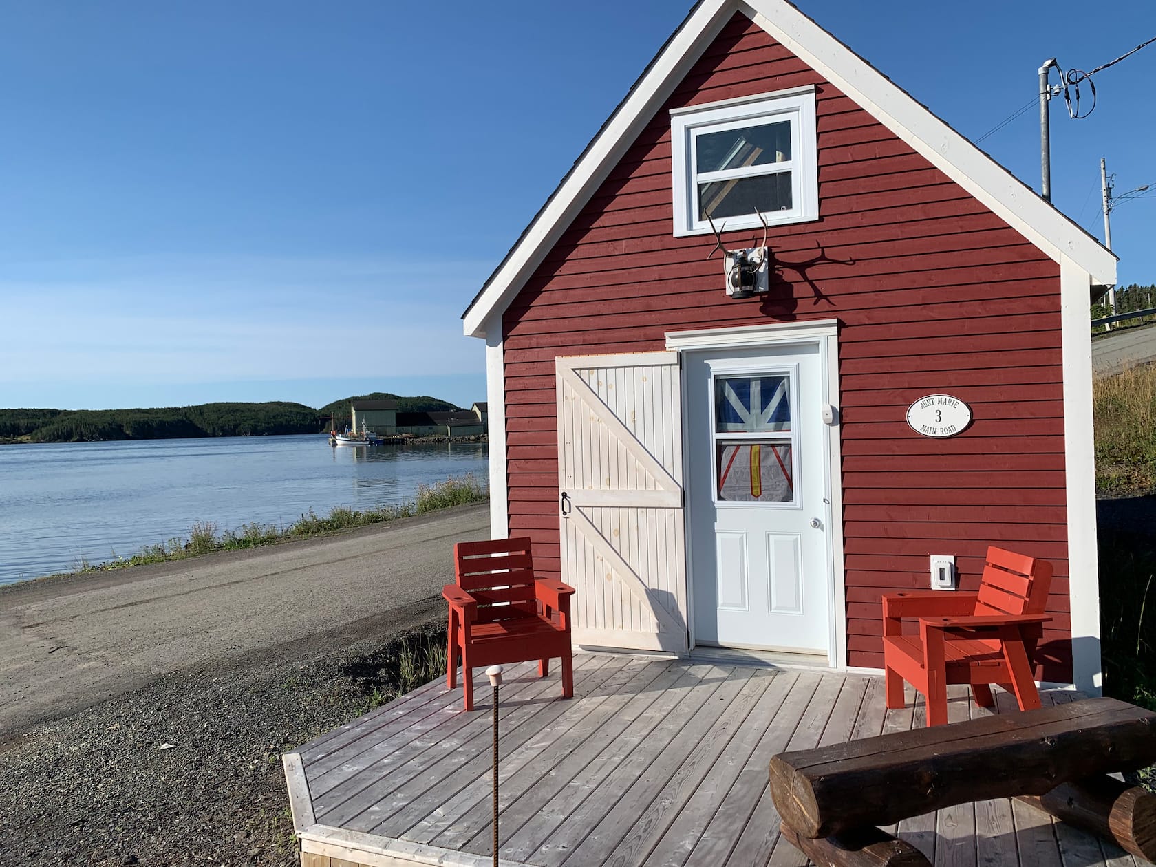 Oceanfront Tiny Home in Herring Neck, Canada