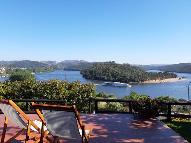 Douro Charming Chalet