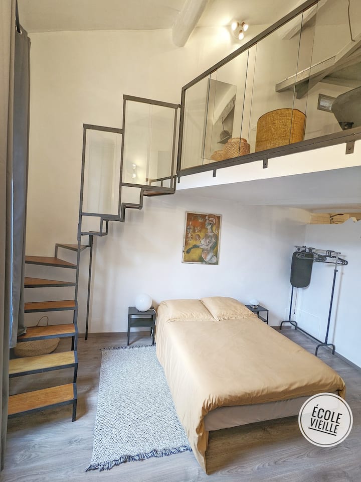 Garons Vacation Rentals & Homes - Occitanie, France | Airbnb
