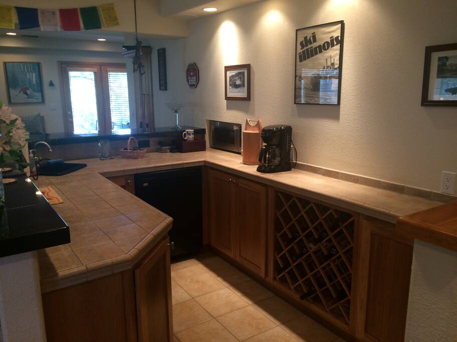 Full Wet Bar w/ Dishwasher