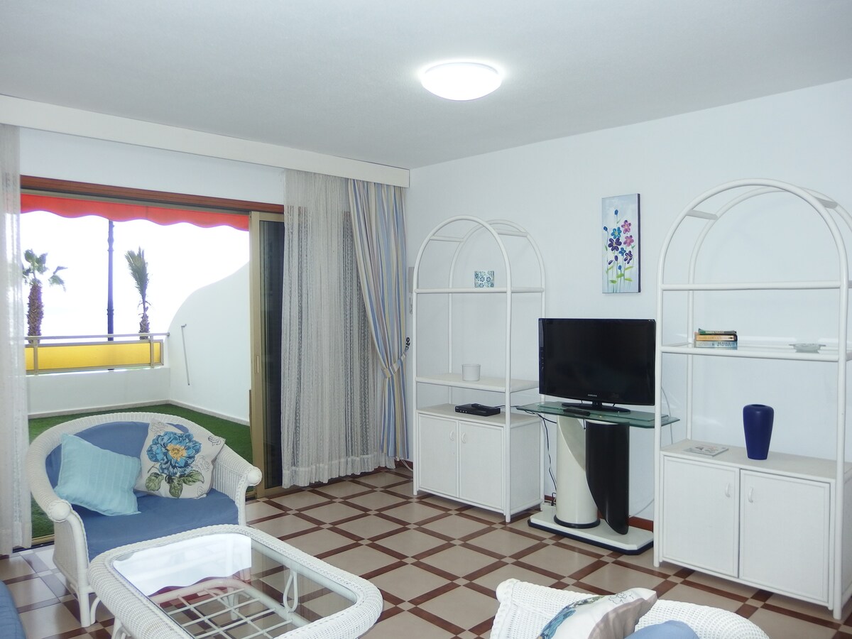 Top Airbnb: V.v. Playa arena - ocean view VV-38-4-0088061 in Santiago Del Teide