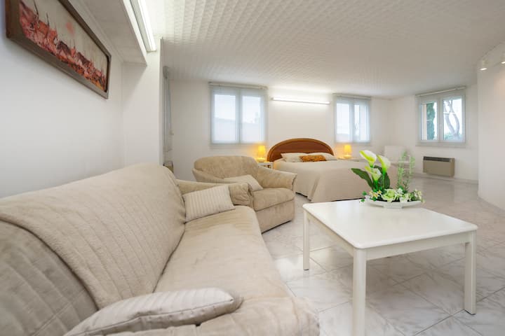Appt Ds Villa, Avignon,jonquerettes - Le Thor