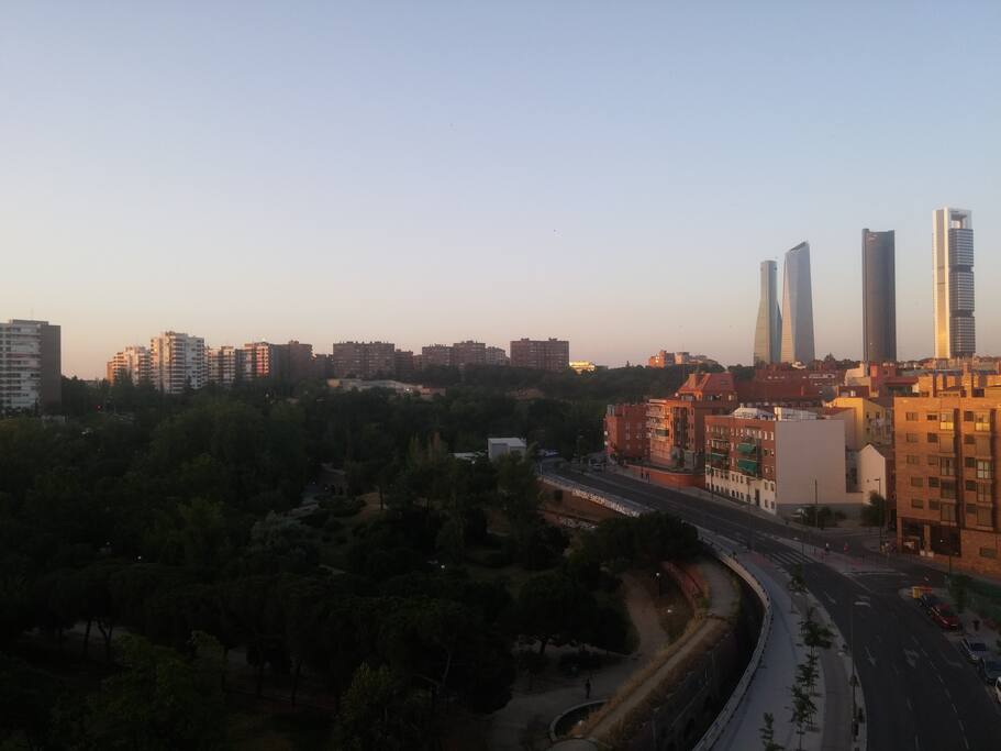 Vistas Cuatro Torres Business Area