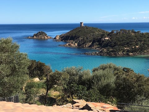 La Bergerie de Fautea, sea view, heated pool